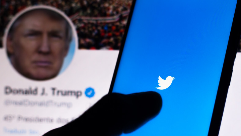 Donald Trump zablokowany na Twitterze. Były prezydent USA nie wróci na serwis