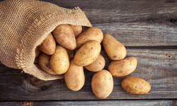 Odmiany ziemniaków – które do jedzenia, na puree, które do pieczenia i na frytki, ile kalorii, wpływ na zdrowie