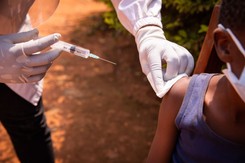 Rosja atakuje USA w Afryce. Oskarżenia o eksperymenty medyczne i testy broni biologicznej