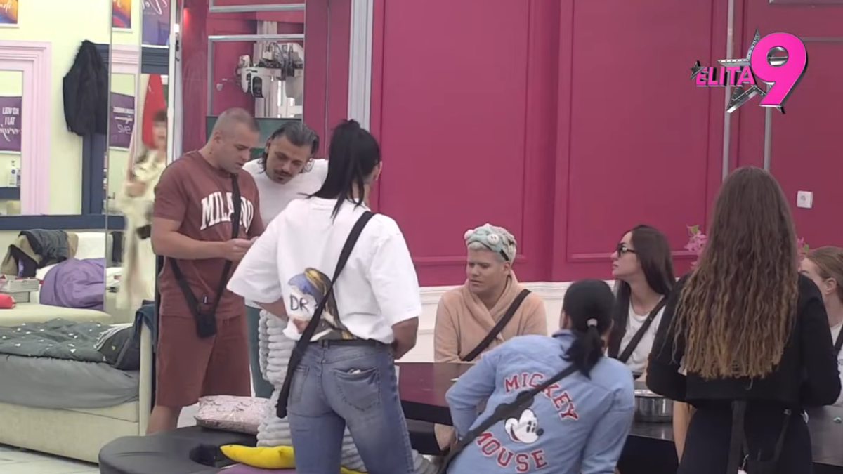 Stiglo pismo od Velikog šefa u Zadrugu 9 Elitu: Bora skočio od sreće, pa usledio hladan tuš