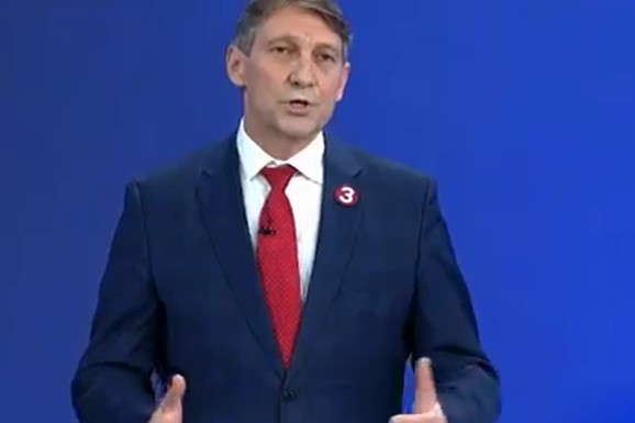 "ZA KOSOVO ME NIJE BRIGA" Vladan Kuzmanović sa Studentske liste dao šok izjavu na RTS