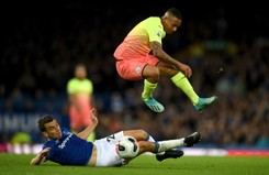 Liga angielska: Fabiański kontuzjowany, Guardiola zaskoczył składem, Liverpool nadal bez strat