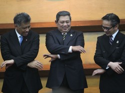 Problemy USA i eurostrefy odbiją się na Azji