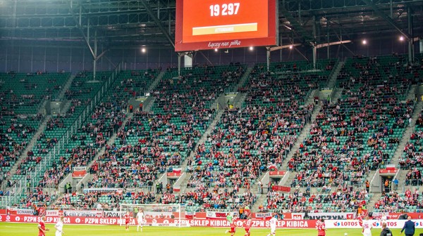 Nastała moda na spotkania dawnych gwiazd. Stąd też 16 maja na Tarczyński Arenie przy al. Śląskiej dojdzie do spotkania Polska – Brazylia (godz. 20). 