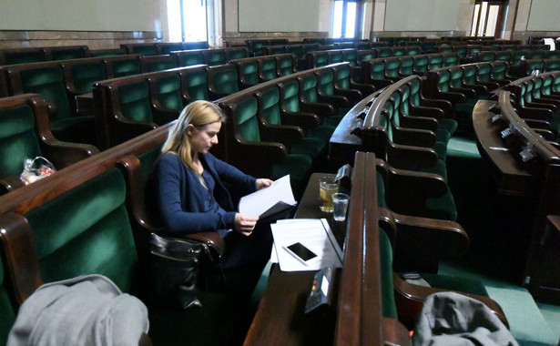 Terlecki: Nowoczesna przedstawia pomysły o samorozwiązaniu Sejmu, aby narobić trochę hałasu w telewizji