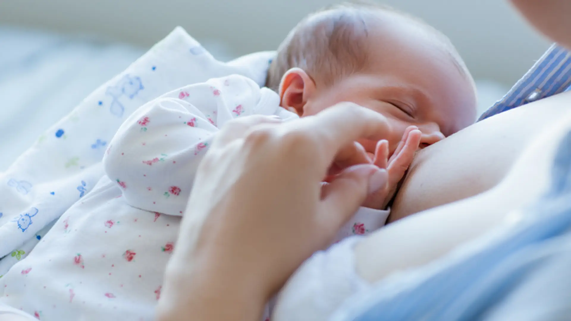 Dieta matki karmiącej - zasady, jakich powinna trzymać się każda karmiąca mama