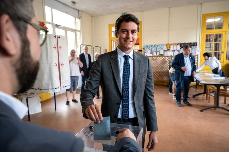Premier Francji Gabriel Attal oddaje swój głos w Vanves w południowo-zachodnim Paryżu