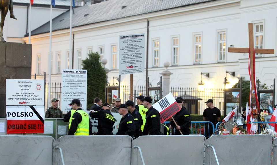 WARSZAWA PAŁAC PREZYDENCKI KRZYŻ