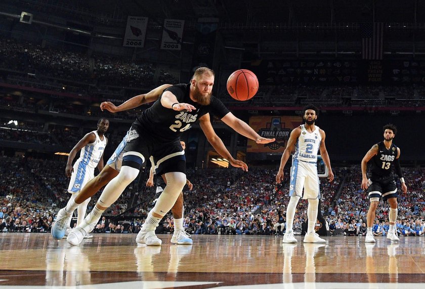 Przemysław Karnowski – finał NCAA: Gonzaga Bulldogs przegrali