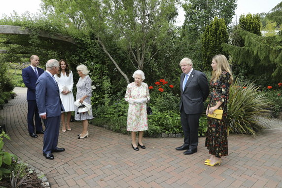 Spotkanie Elżbiety II i Joe Bidena podczas szczytu G7