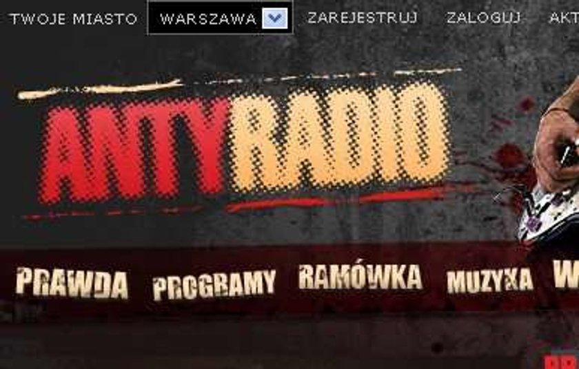 AntyRadio, krzyż, kawał, głupota, żart, Pałac Prezydencki