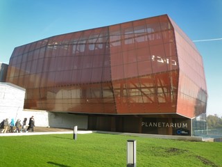 'Kopernik' kończy 10 lat. Dyrektor: nie chcemy nauki na piedestale [WYWIAD]