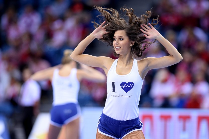 Polskie cheerleaderki i ich występy podczas ME w piłce ręcznej w Polsce