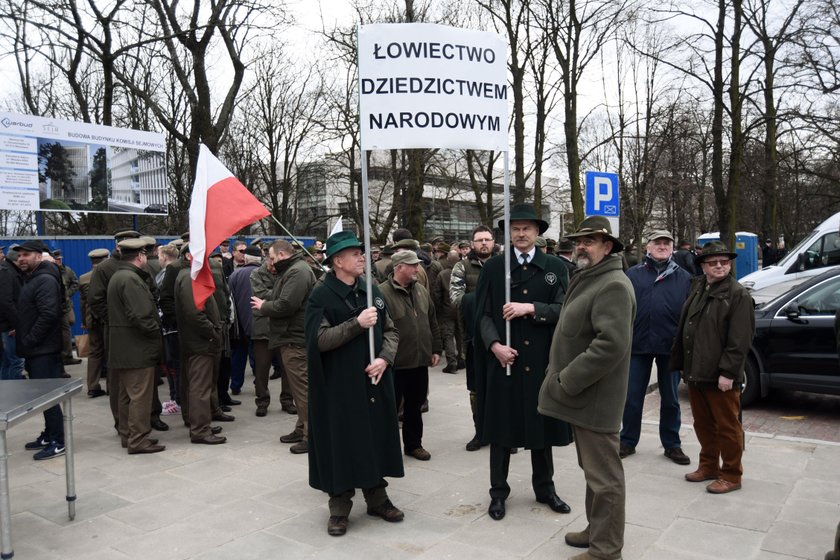 Kuriozalne ogłoszenie Szyszki w „GPC”. Komu i za co podziękował