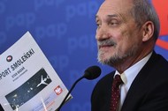 WARSZAWA PIS ANTONI MACIEREWICZ KONFERENCJA