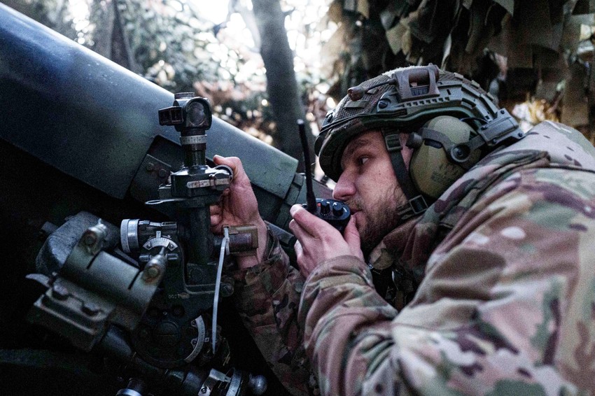 Ukrajinska vojska puca na ruske položaje kod Pokrovska u Donjecku 20. januara