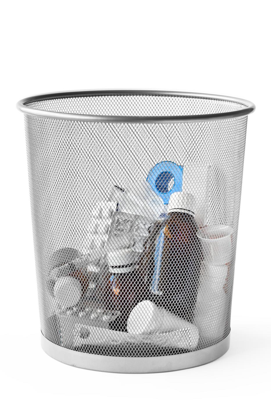 Nem szabad bevenni a lejárt gyógyszereket!/Fotó:Shutterstock