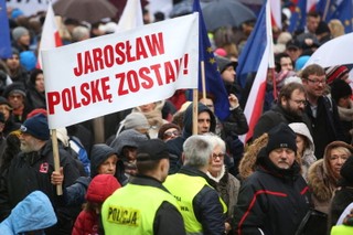 'Państwo prawa - ważna sprawa!' - trwa protest w obronie demokracji