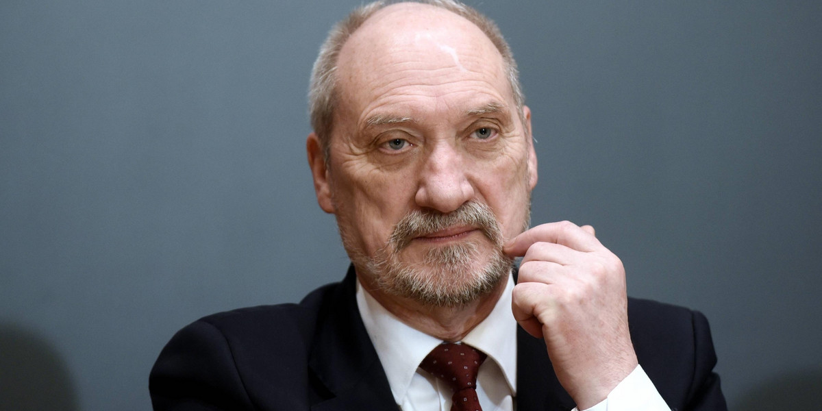 Szef MON Antoni Macierewicz 