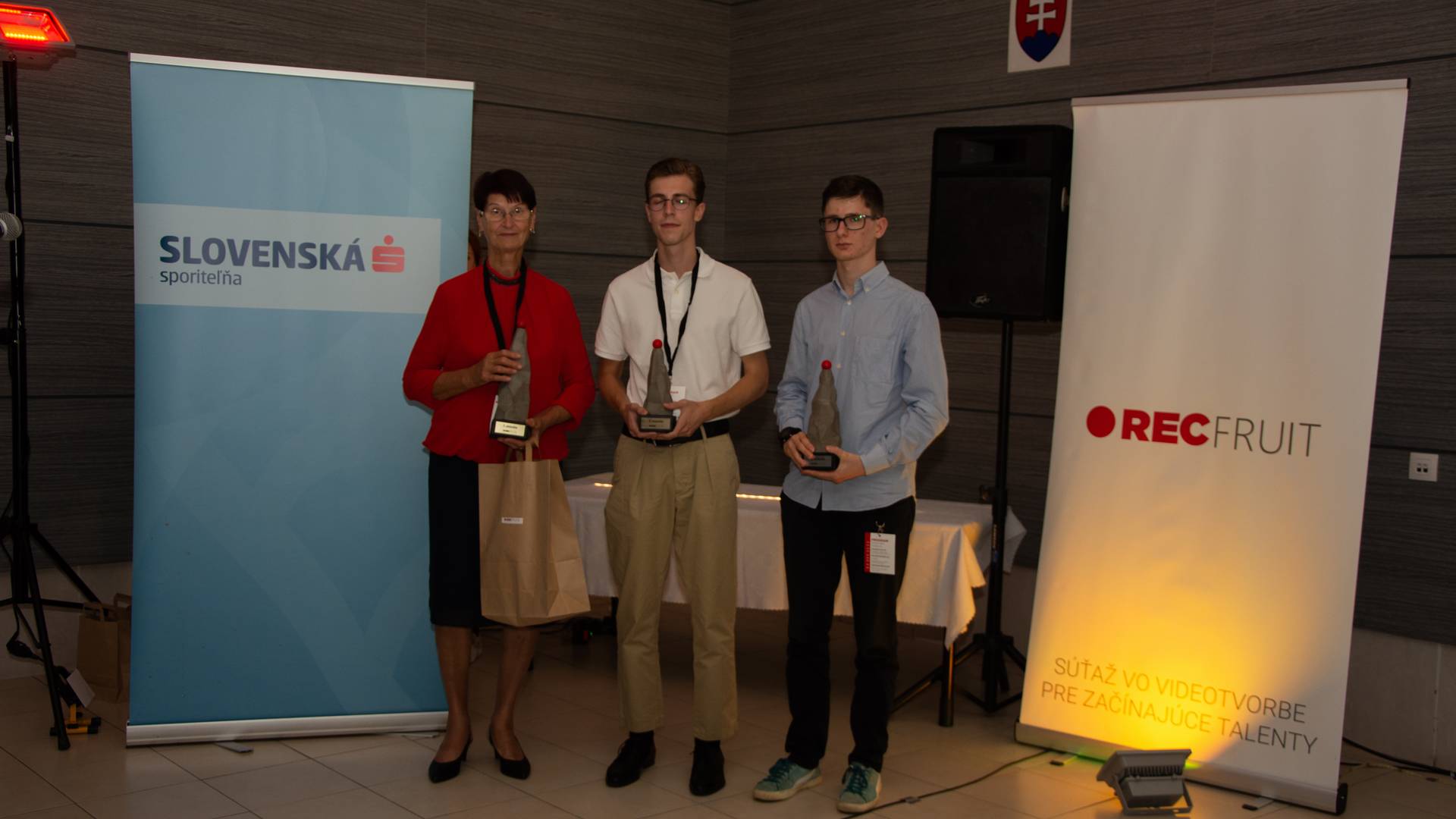 Slovensko spoznalo ocenených mladých videomakerov v súťaži RECfruit