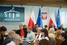 Walka o tantiemy z internetu przeniosła się do Sejmu