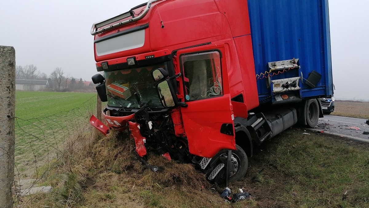 Gulczewo: Wypadek śmiertelny na DK15. Zginęły dwie osoby