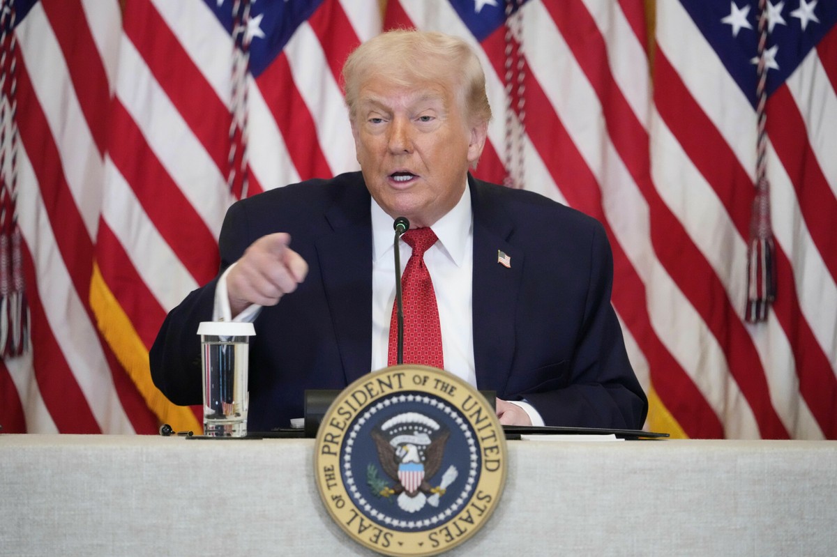 Donald Trump grozi cłami krajom, które chcą bronić Grenlandii