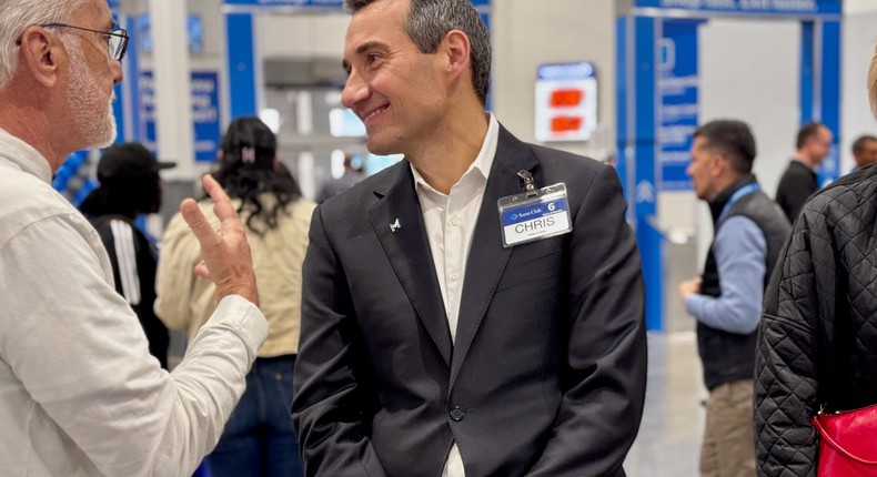 Sam's Club CEO Chris Nicholas speaks with a shopper at the Grapevine store.Dominick Reuter/Business Insider