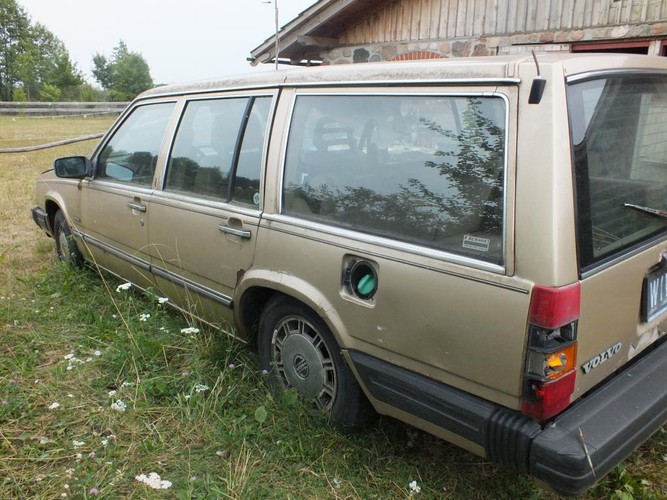 Siara sprzedaje volvo