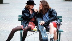 Wraca fikcyjna supergrupa muzyków Pearl Jam i Matta Dillona