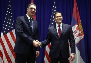 Predsednik Srbije Aleksandar Vučić i američki državni sekretar Marko Rubio | Foto: CHARLY TRIBALLEAU/POOL/AFP via Getty Images