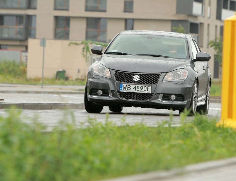 Suzuki kizashi