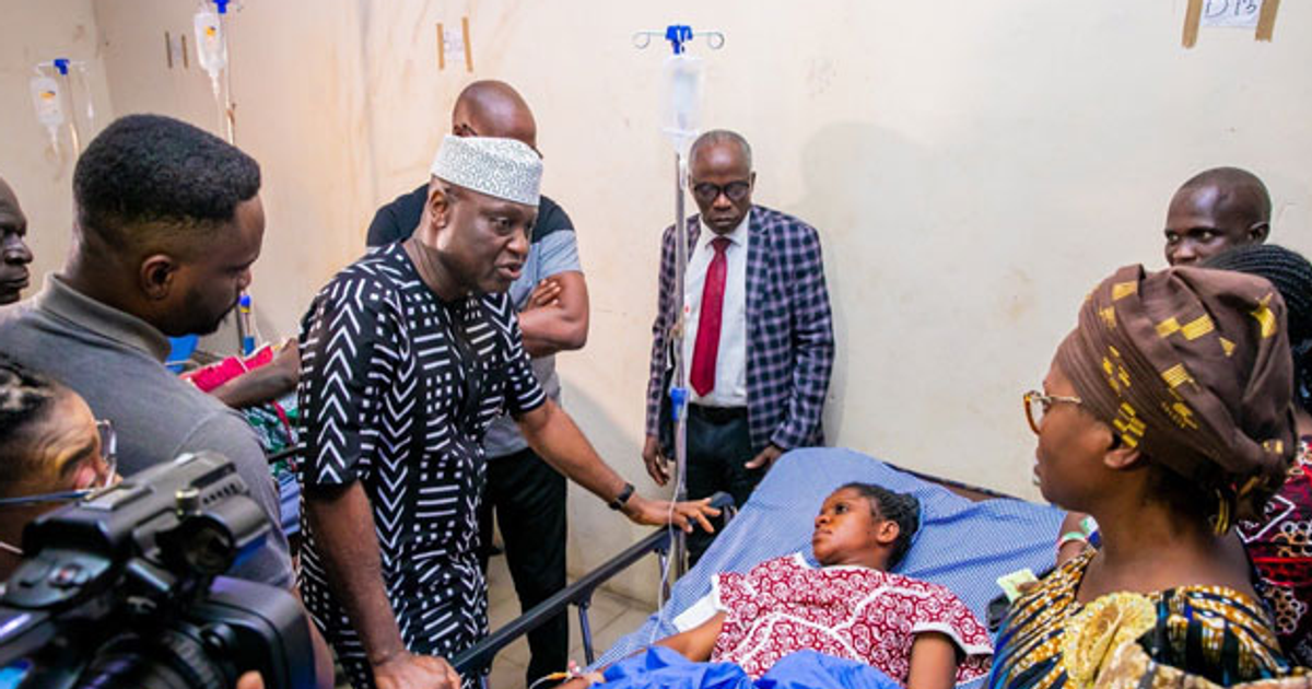 Gov Oyebanji visits rescued Ekiti School pupils, teachers in hospital - Vimarsana News