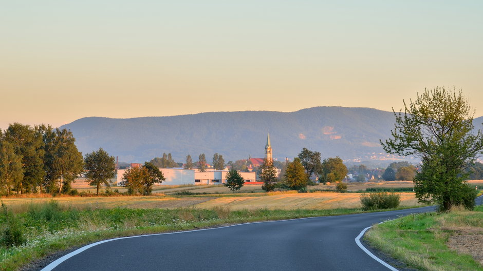 Wilamowice utrzymują uchwalę anty-LGBT