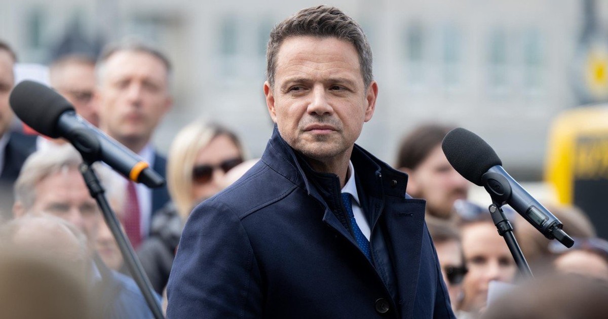 Awantura o prohibicję w stolicy. Trzaskowski przerywa milczenie