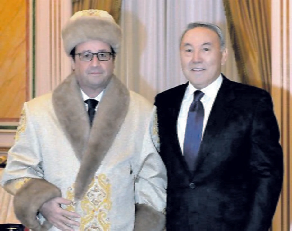 Predsedniku Fransoa Olandu su tviteraši nakon posete Kazahstanu nadenuli novi nadimak - Borat iz Francuske.