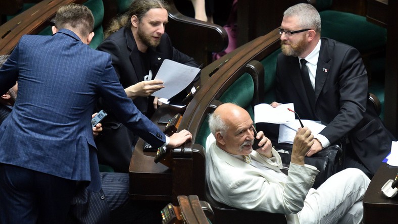 <p>Posłowie Konfederacji w Sejmie</p>