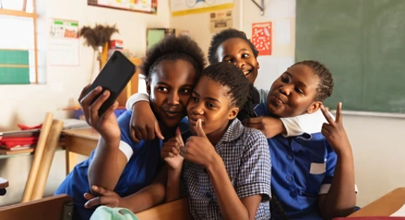 The Government has provided gudance on allowing mobile devices in schools