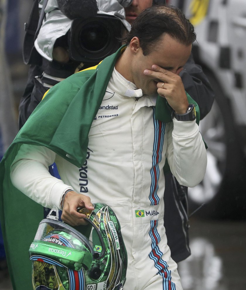 Felipe Massa miał wypadek na Interlagos. Hamilton wygrał GP Brazylii