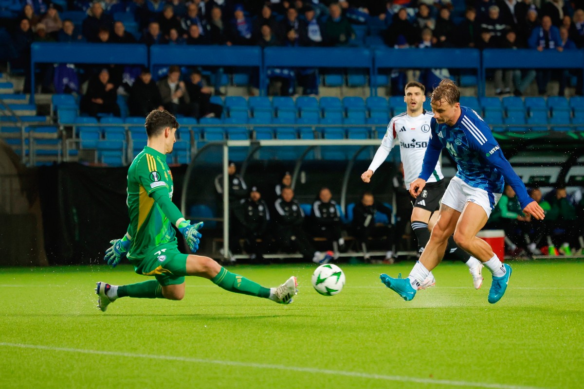 Legia Warszawa przeżyła w Molde deja vu. Znów przegrała 2:3