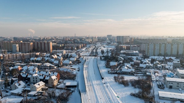 Trasa Wolbromska ma w znaczący sposób ułatwić wyjazd z Krakowa na północ. Pojedziemy nią jeszcze w tym roku.