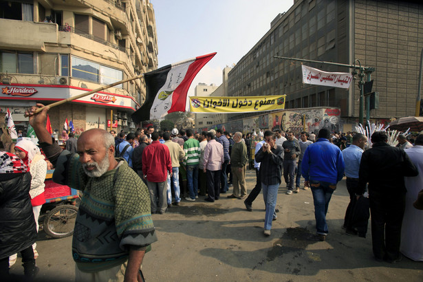 Starcia przeciwników perzydenta Egiptu Mursiego z policją