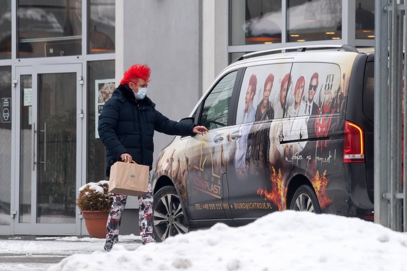 Świeżo upieczony tata Michał Wiśniewski na zakupach. Najpierw obowiązki, a później przyjemności 