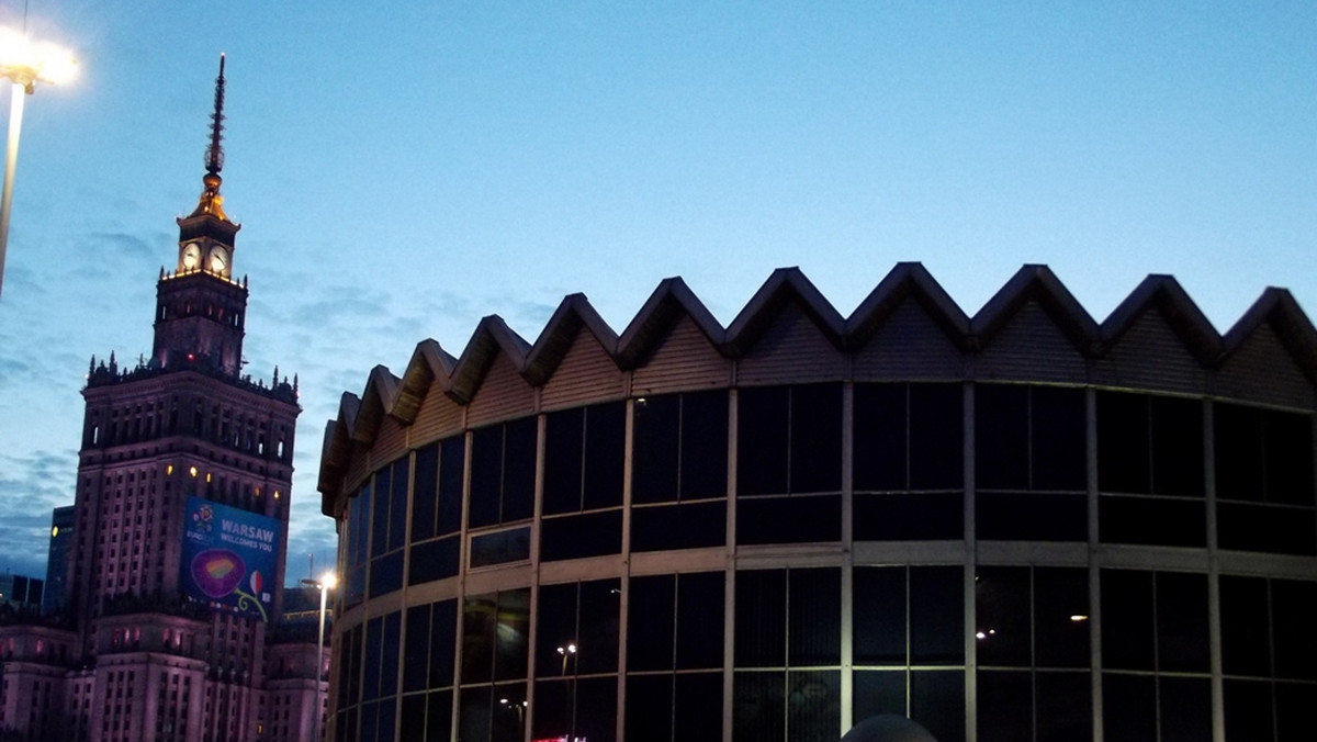 Warszawska Rotunda - symbol miasta, ikona modernizmu, ścisłe centrum stolicy. Po niedawno zakończonych konsultacjach społecznych PKO Bank Polski ogłasza międzynarodowy konkurs architektoniczny na koncepcję modernizacji budynku i jej otoczenia.