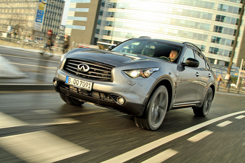 Infiniti QX70