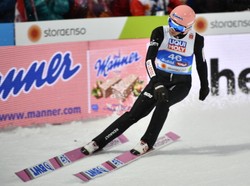 Narciarskie MŚ: Niewiarygodne! Kubacki z 27. lokaty wskoczył na pierwsze miejsce! Stoch ze srebrem!