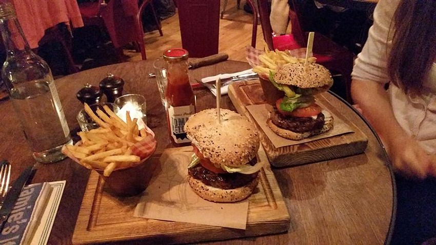 Oliver je već morao da zatvori nekoliko restorana