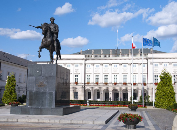 Szefowie obecnej i byłej Kancelarii Prezydenta składają pozwy. "Przekroczenie uprawnień, poświadczenie nieprawdy"