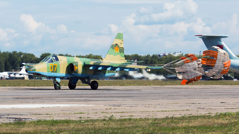 Su-25