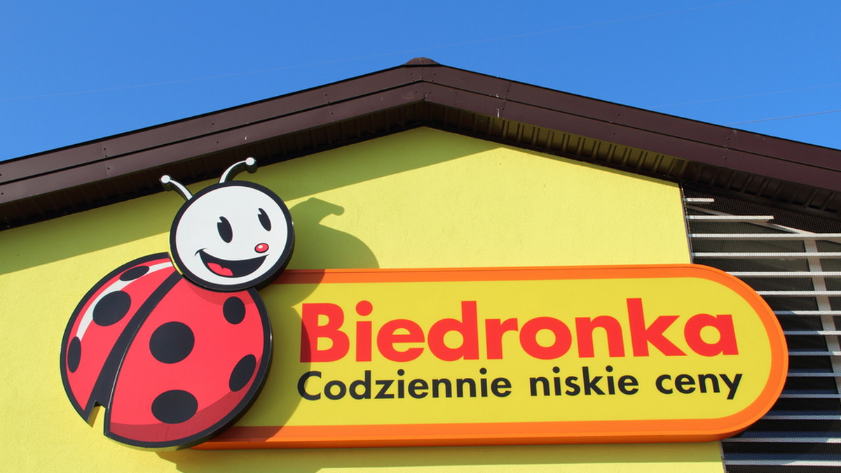 Biedronka: Zakupy z dostawą do domu. Jak zamówić produkty?